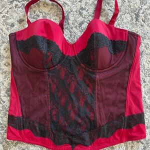 Elegant Red and Black Lace Bustier